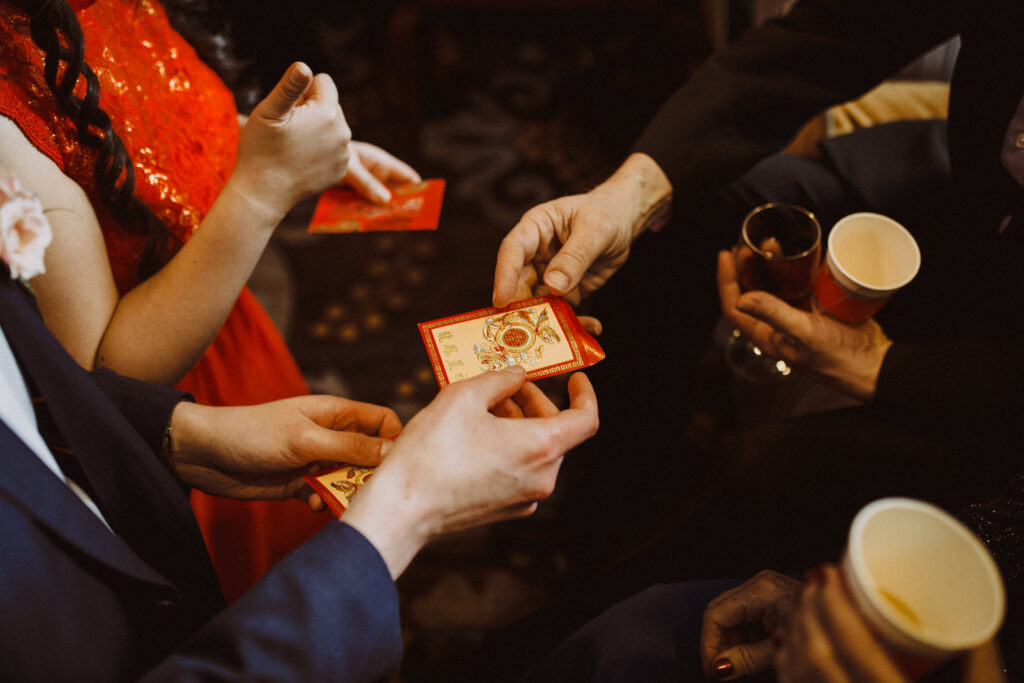 Detroit wedding photographer Heidi Uhlman