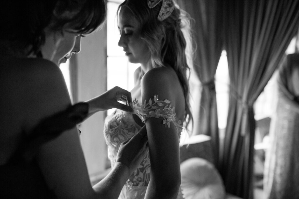 Detroit wedding photographer